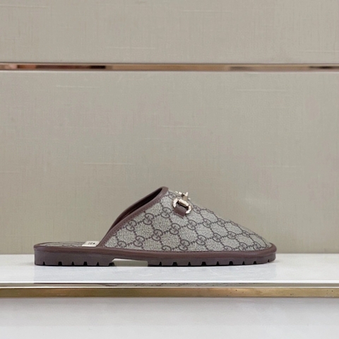 DÉP GUCCI GG CANVAS UNISEX SLIPPER
