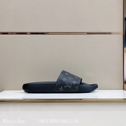 DÉP LOUIS VUITTON MONOGRAM UNISEX SLIPPER