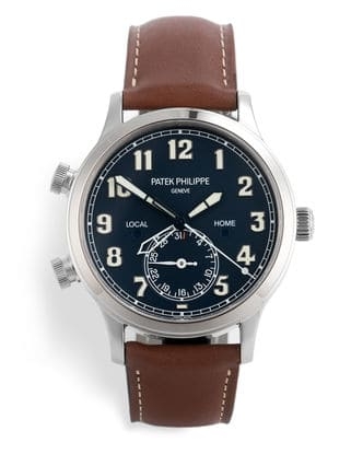 Đồng hồ Patek Philippe Calatrava Pilot Travel Time mặt số màu xanh dương