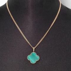 Vòng cổ Van Cleef & Arpels Alhambra Malachite vàng hồng 18K