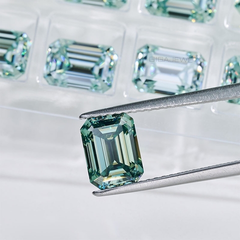 KIM MOISSANITE Màu xanh Cyan VVS1 Emerald Cut Moissanite Loose(giá liên hệ)