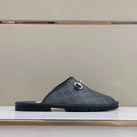 DÉP GUCCI GG CANVAS UNISEX SLIPPER