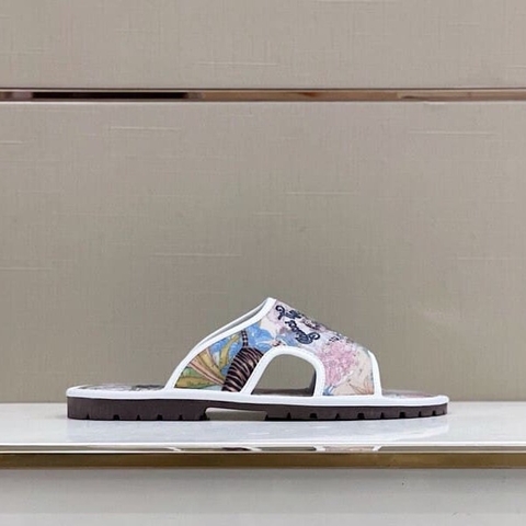 DÉP GUCCI GG CANVAS UNISEX SLIPPER