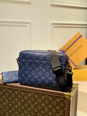 TÚI LOUIS VUITTON Duo Monogram Shadow Messenger Bag