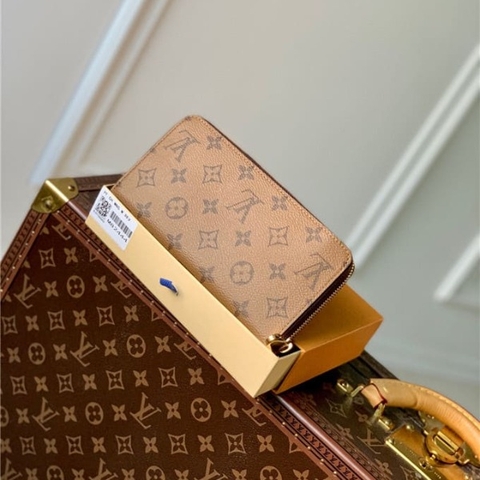 VÍ LOUIS VUITTON zippy wallet