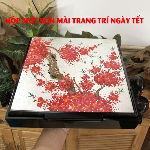 Hộp mứt Tết sơn mài vẽ hoa đào nền bạc - khay đựng mứt sơn mài - Hình vuông 30x30cm - Thủ công mỹ nghệ Việt Nam