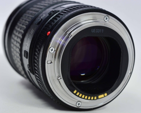 Canon EF 135mm f/2L USM