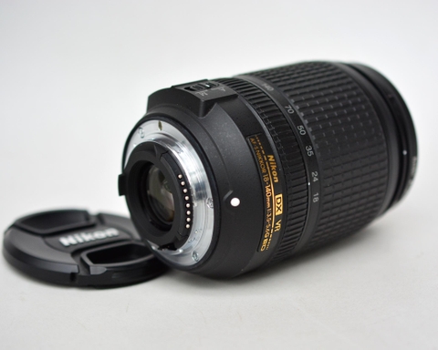 Nikon AF-S 18-140mm F/3.5-5.6 G ED VR DX