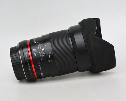 Samyang 35mm f/1.4 US UMC for Canon