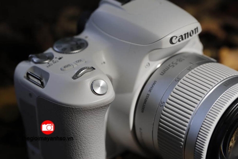 Canon EOS 200D kit 18-55mm f4-5.6 STM