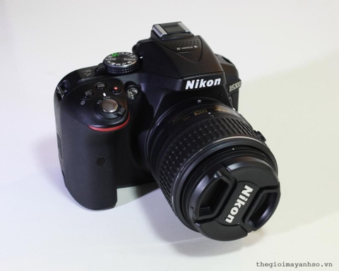Nikon D5300 Kit  AF-P 18-55mm VR