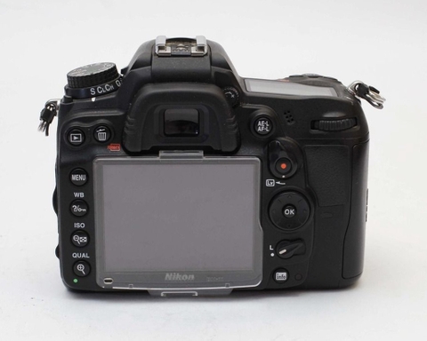 Nikon D7000 body