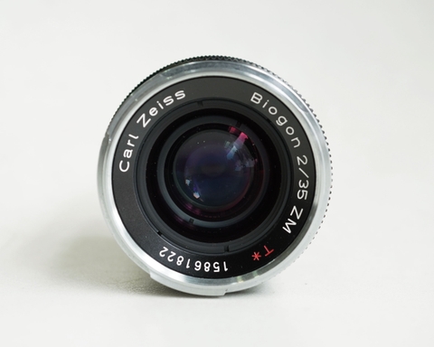 Ống Kính Carl Zeiss Biogon T* 35mm f/2 ZM Black / Sliver