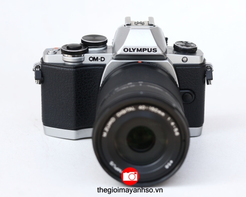 Olympus OM-D E-M10 Len Zuiko 17mm 2.8