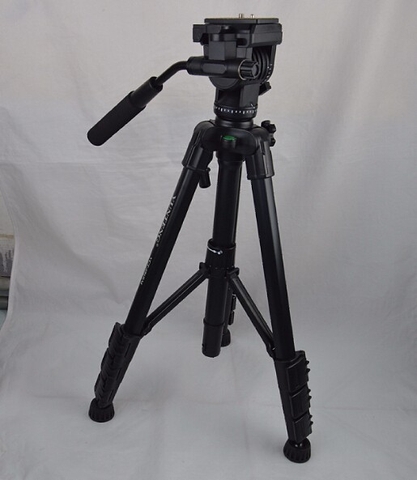 Chân máy ảnh / Tripod Yunteng VCT-691