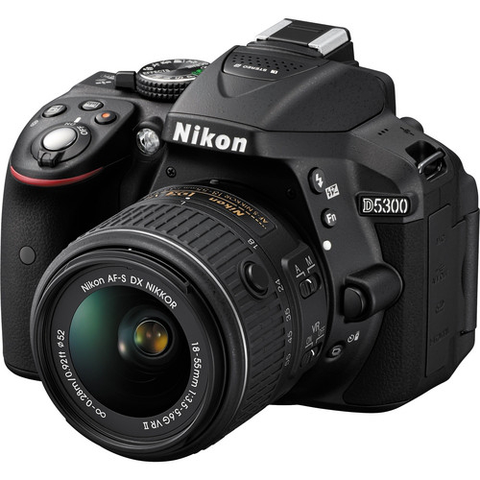 Nikon D5300 Kit  AF-P 18-55mm VR