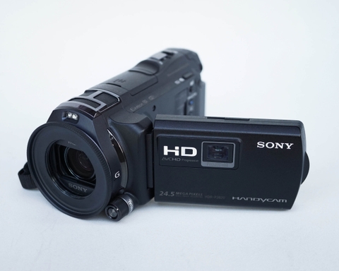 Máy Quay Sony HDR-PJ820E Full HD 64GB
