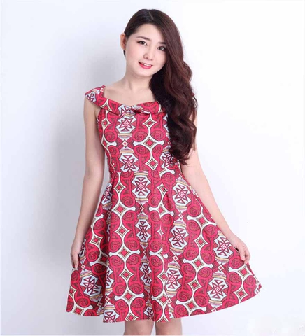 Kiểu đầm họa tiết nào được yêu thích nhất vào mùa hè?