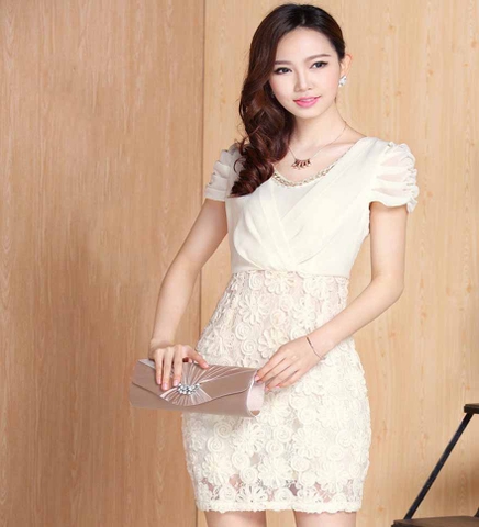 Duyên dáng đến công sở cùng đầm công sở vải voan phối màu