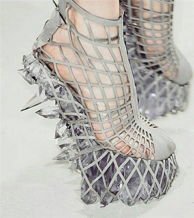 5 mẫu giày cao gót sinh ra chỉ để ngắm