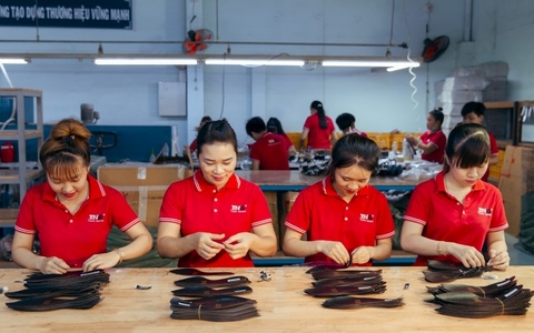 Xưởng sản xuất, gia công và phân phối giày dép nữ tại Sài Gòn - TPHCM với những mẫu giày nữ đẹp nhất