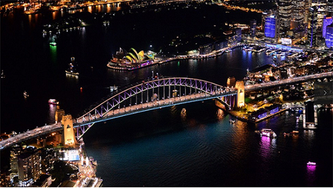 Giải pháp cho chiếu sáng công công tiết kiệm năng lượng