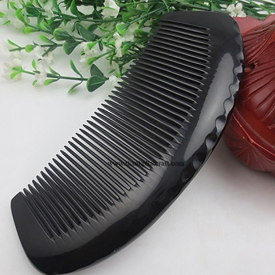 HORN COMB