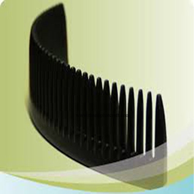 HORN COMB