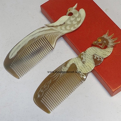 HORN COMB