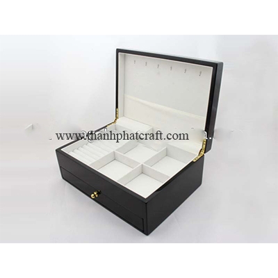 JEWELRY BOX