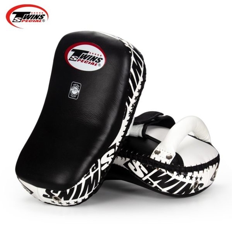 ĐÍCH ĐÁ TWINS KICK PADS KPL10 – black and white ( Đen trắng )