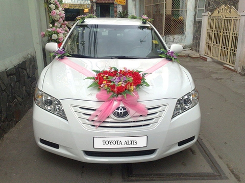 Cho thuê xe cưới Toyota Altis