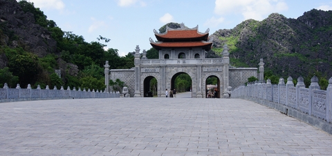 Tour du lịch 1 ngày: Hà Nội - Hoa Lư - Tam Cốc