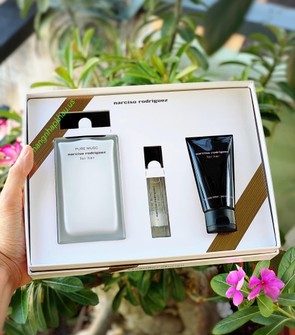 Gift set Narciso Rodriguez Pure Musc EDP (3pcs) - MADE IN FRANCE.