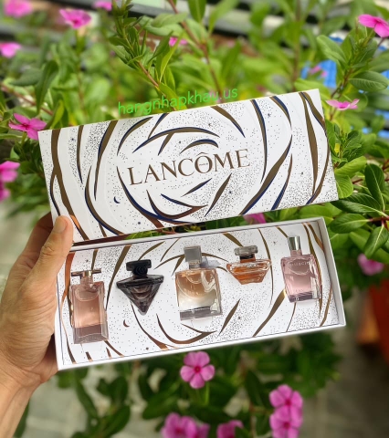 Gift set Lancome Iconic Fragrance Miniatures (5pcs) - MADE IN FRANCE.