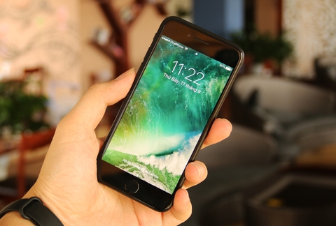 Các thế hệ iPhone tiếp theo sẽ sử dụng màn hình OLED