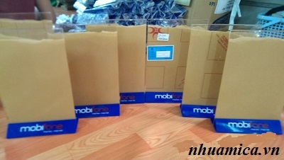 Menu mica để bàn