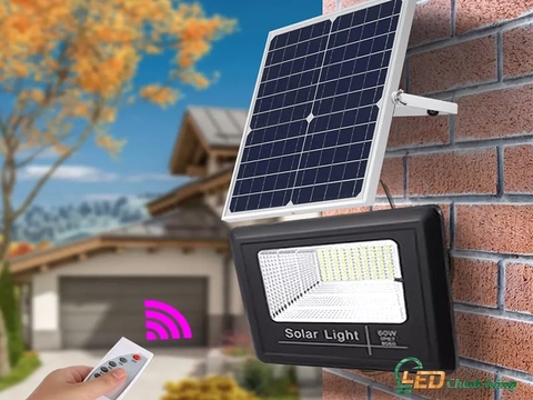 Top 7 Mẫu Đèn Năng Lượng Mặt Trời Bán Chạy Nhất 2025