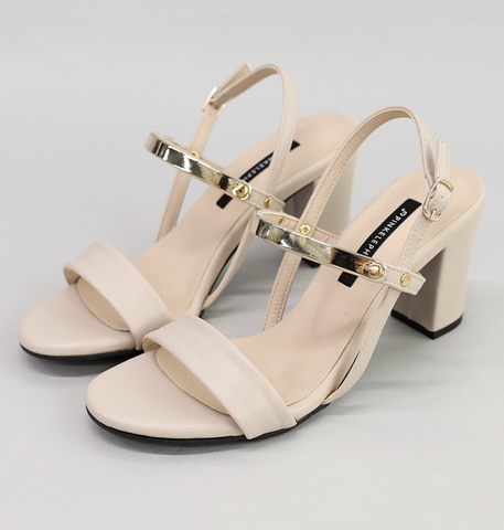 Sandal