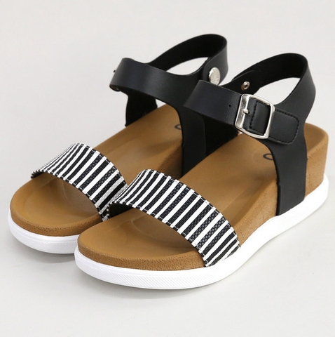 Sandal