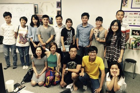 DỪNG CHÂN GHÉ TRẠM ĐỌC SÁCH CHƠI