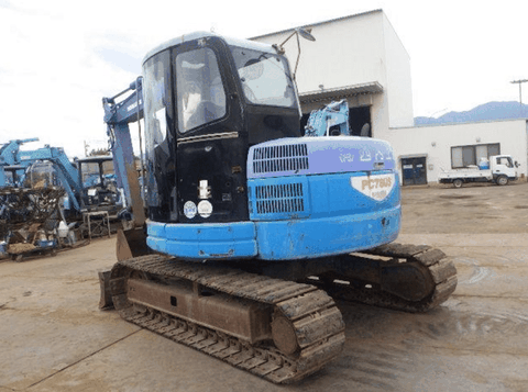 Máy xúc đào cũ Komatsu Pc78US-5 tải trọng 6 tấn