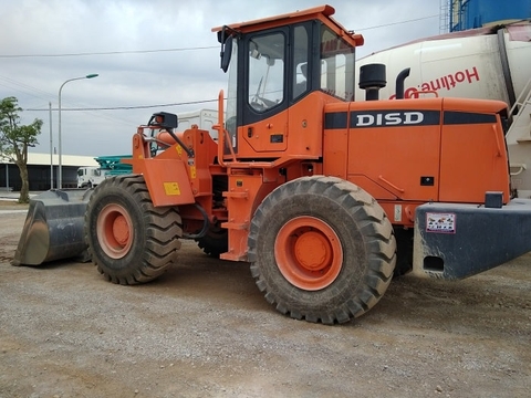 Máy xúc lật cũ Hàn Quốc Doosan gầu 1.8 m3