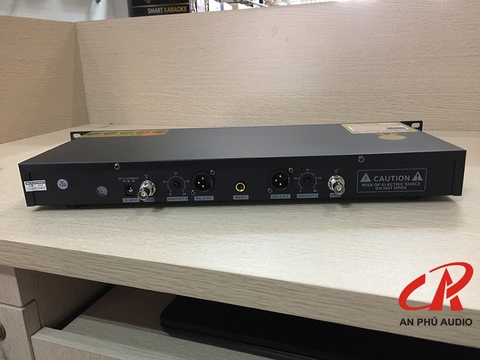 MICRO KHÔNG DÂY SHURE UGX20II - LOẠI 1