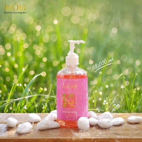 Sữa tắm dưỡng da hoa hồng Riori Gel Rose 500ml