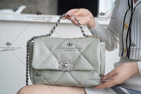 CHANEL 19 BAG AS1160 - LIKE AUTH 99%