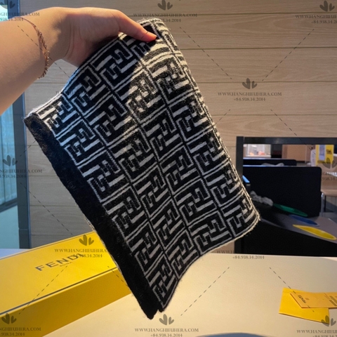 FENDI SCARF - LIKE AUTH 99%