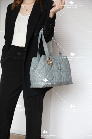 MEDIUM DIOR TOUJOURS BAG STONE GRAY MACROCANNAGE CALFSKIN M2821OSHJ_M41G - LIKE AUTH 99%