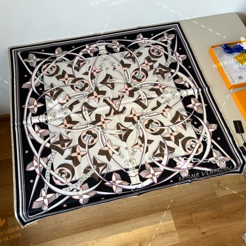LV Square 90  - LV SCARF OEM
