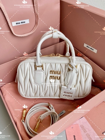 MIU MIU ARCADIE MATELASSE NAPPA LEATHER HOBO BAG - LIKE AUTH 99%